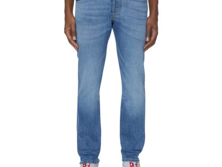 Diesel D-Yennox 0ELAV Tapered Fit Jeans - Mid Blue Supply