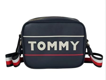 TOMMY HILFIGER TH PATENT CAMERA BAG THB12 Online now